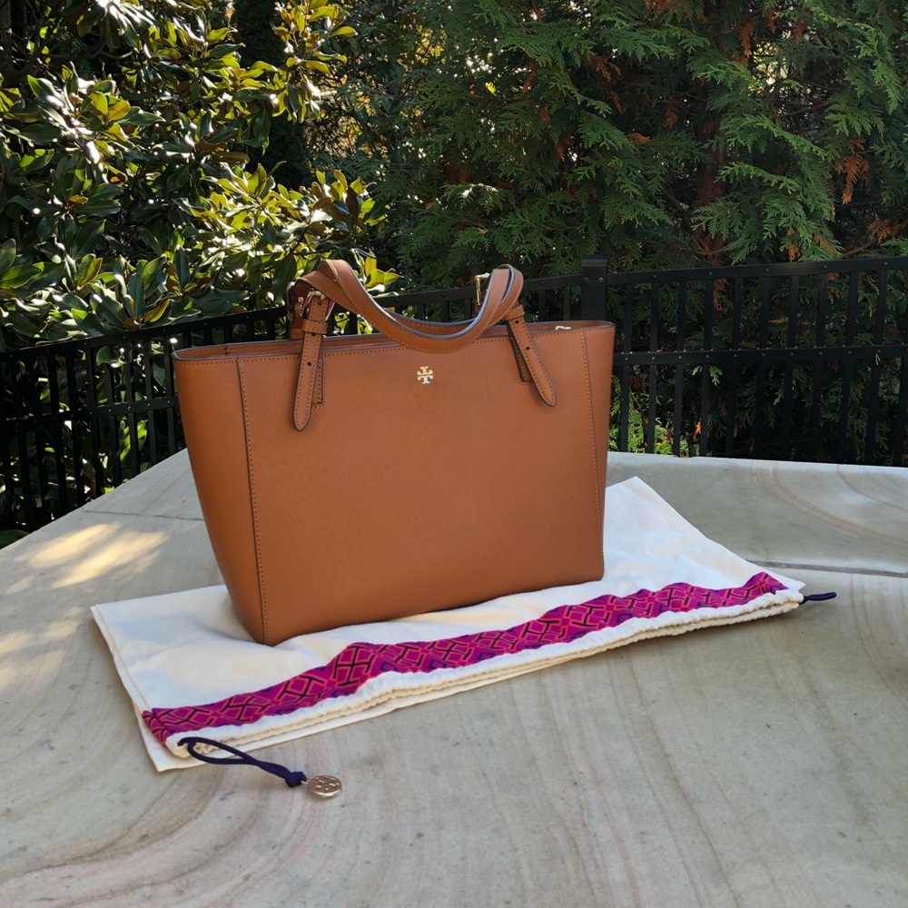 TORY BURCH Emerson Tote - NWOT